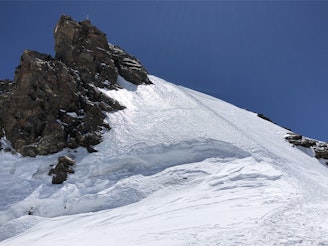 Corno Nero showing ascent route.jpg